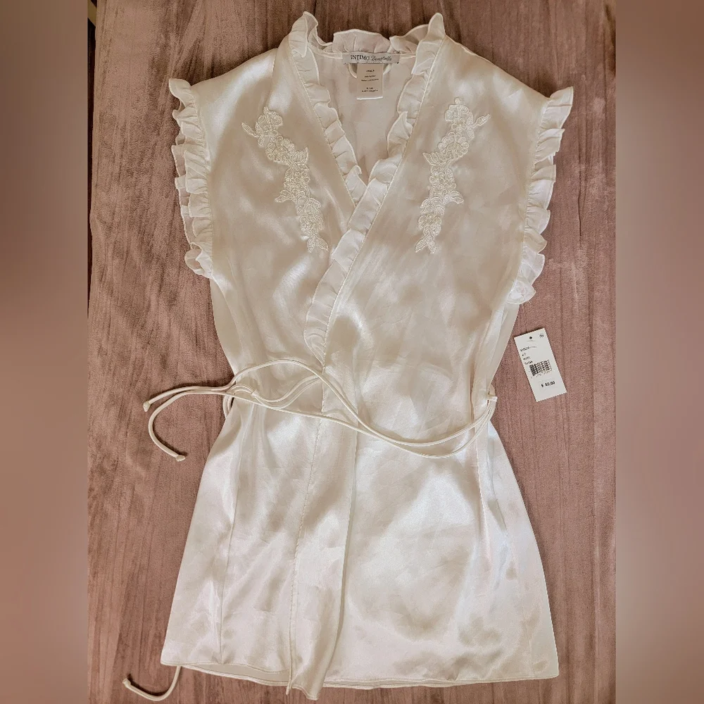 ✨ Luxury White Ivory Robe Size S - Picture 2 of 9